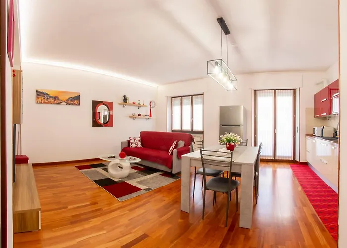Cozy Design House - 15 Minutes From Navigli-humanitas Apartament