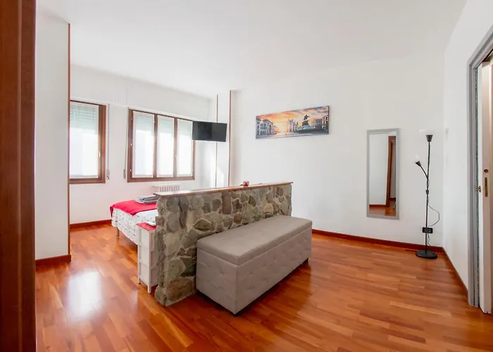 Apartament Cozy Design House - 15 Minutes From Navigli-humanitas *